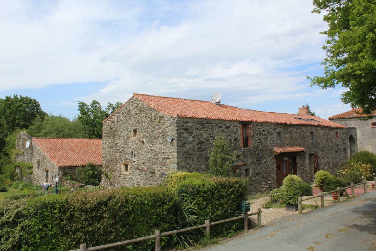 Hotel Le Logis De La Mesanchere Apremont  Exterior foto